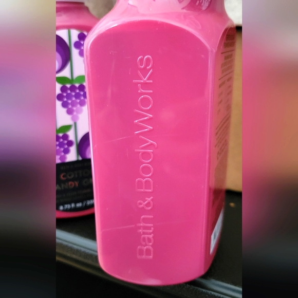 Cotton Candy Grape Bath & Body Foaming Handsoap + BBW Tote Bag 🛍 - Picture 5 of 8